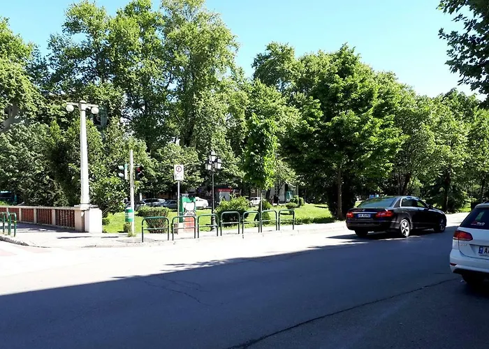 2v1 - Blloku Mac 地拉那