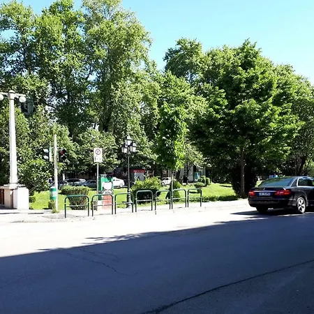 2v1 - Blloku Mac Tirana